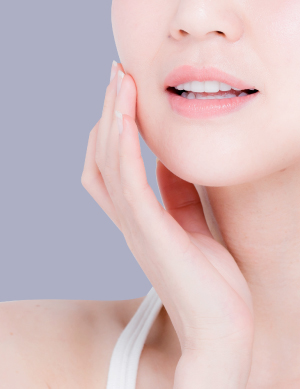 フェイスラインやたるみが気になる